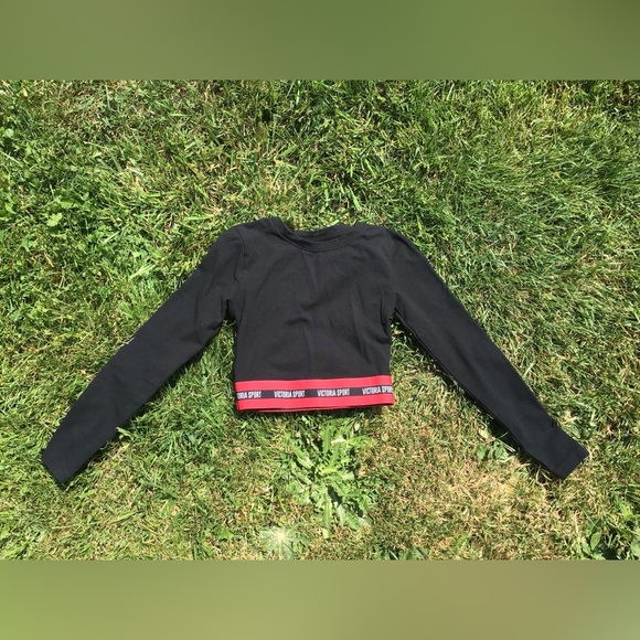 Victoria's Secret Tops - Victoria’s Secret Victoria Sport Black Long Sleeve Crop Top XSmall Activewear